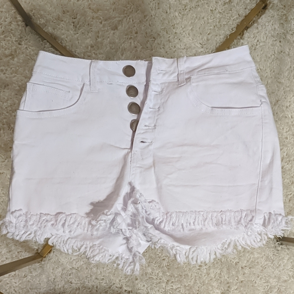White highwaisted shorts